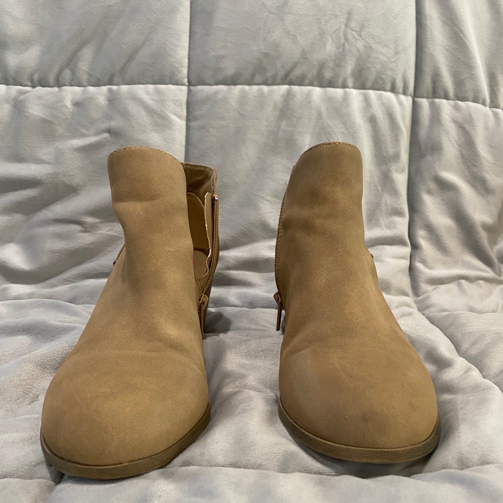 Ankle boots